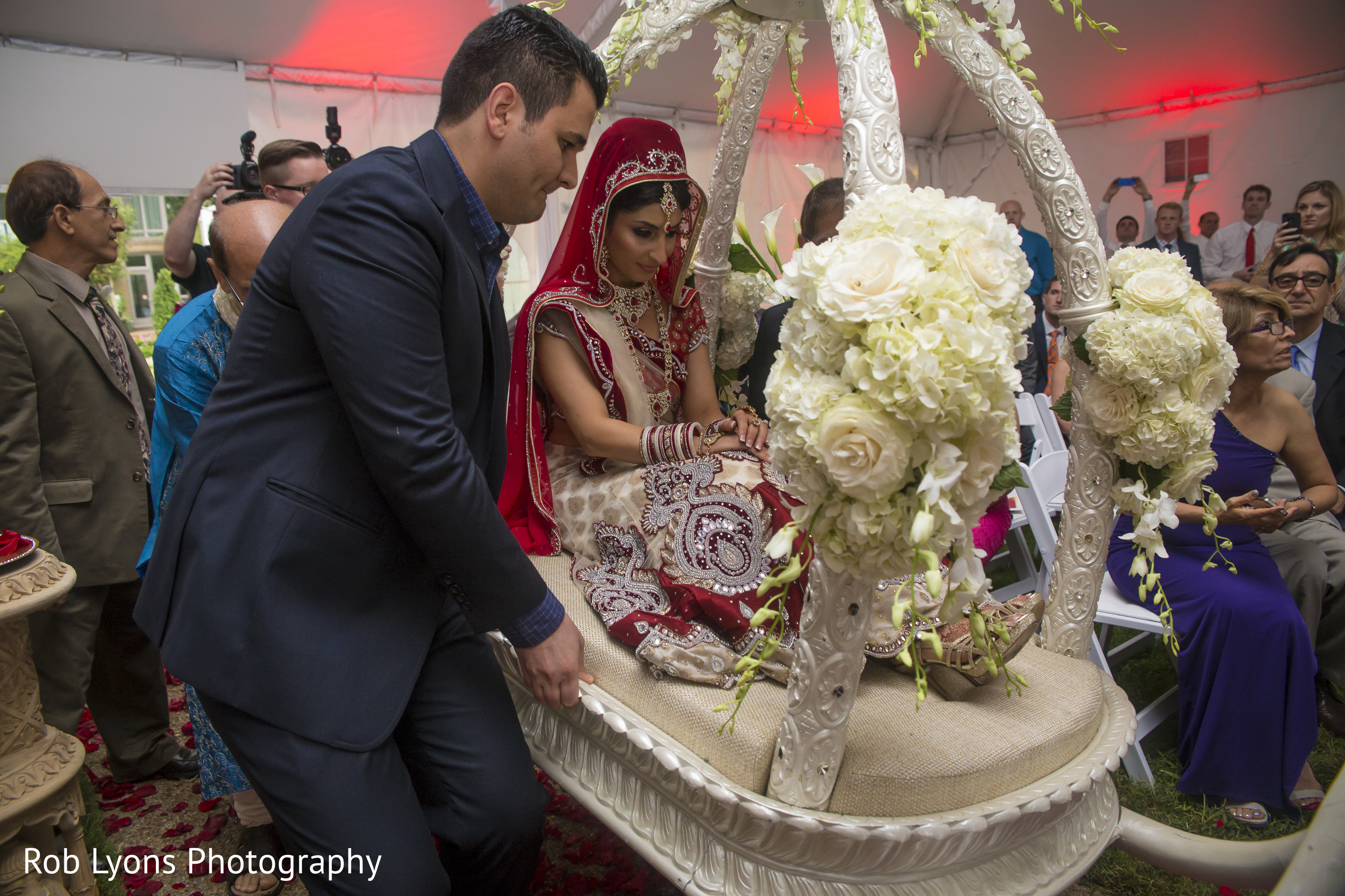 Ceremony In Memphis Tn Indian Wedding By Rob Lyons Photography Maharani Weddings