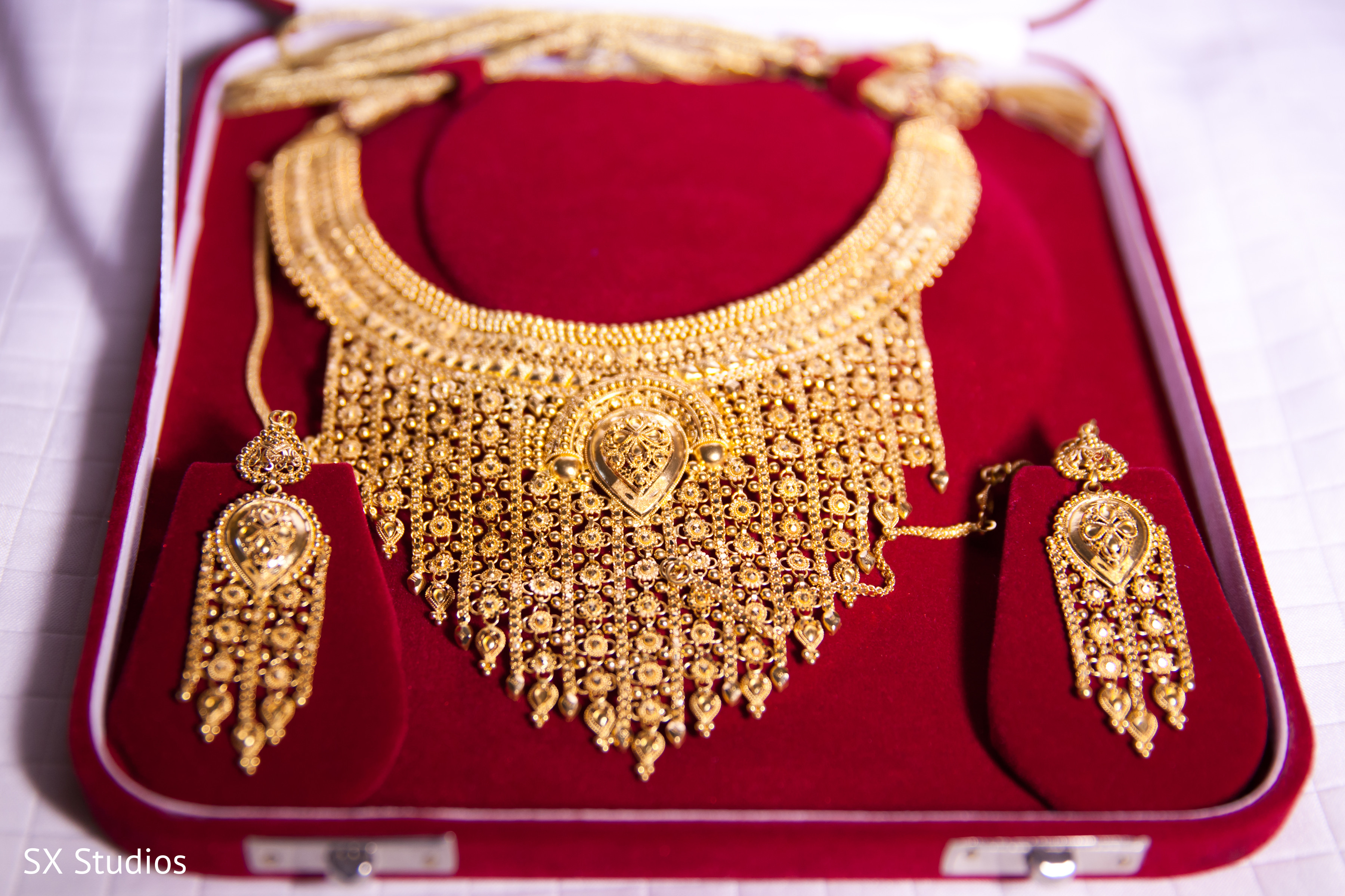 Bridal Jewelry in Woodbury, NY Indian Wedding by SX Studios | Maharani ...