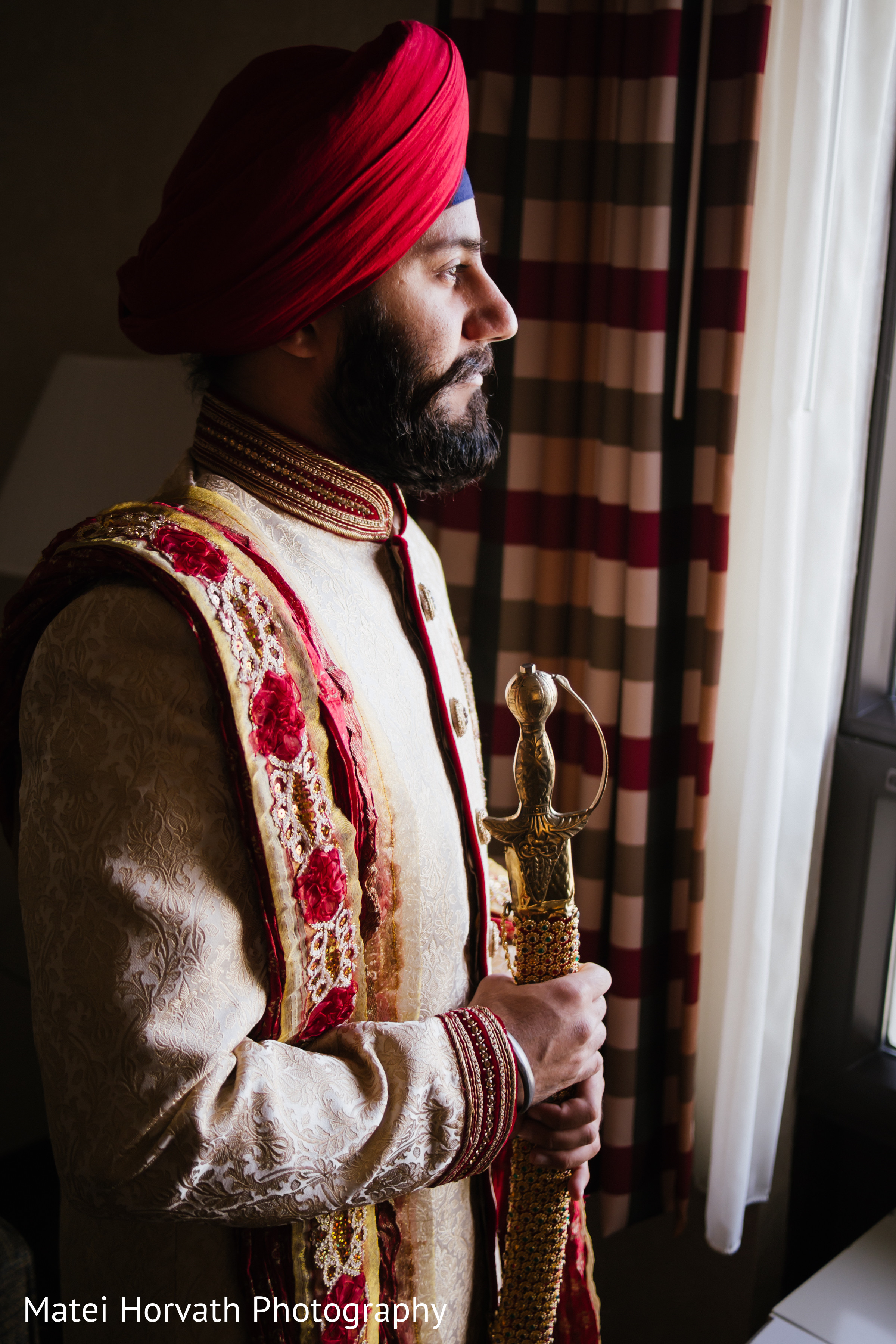 Groom Getting Ready | Photo 37589