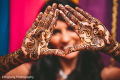 The mehndi celebration takes place!