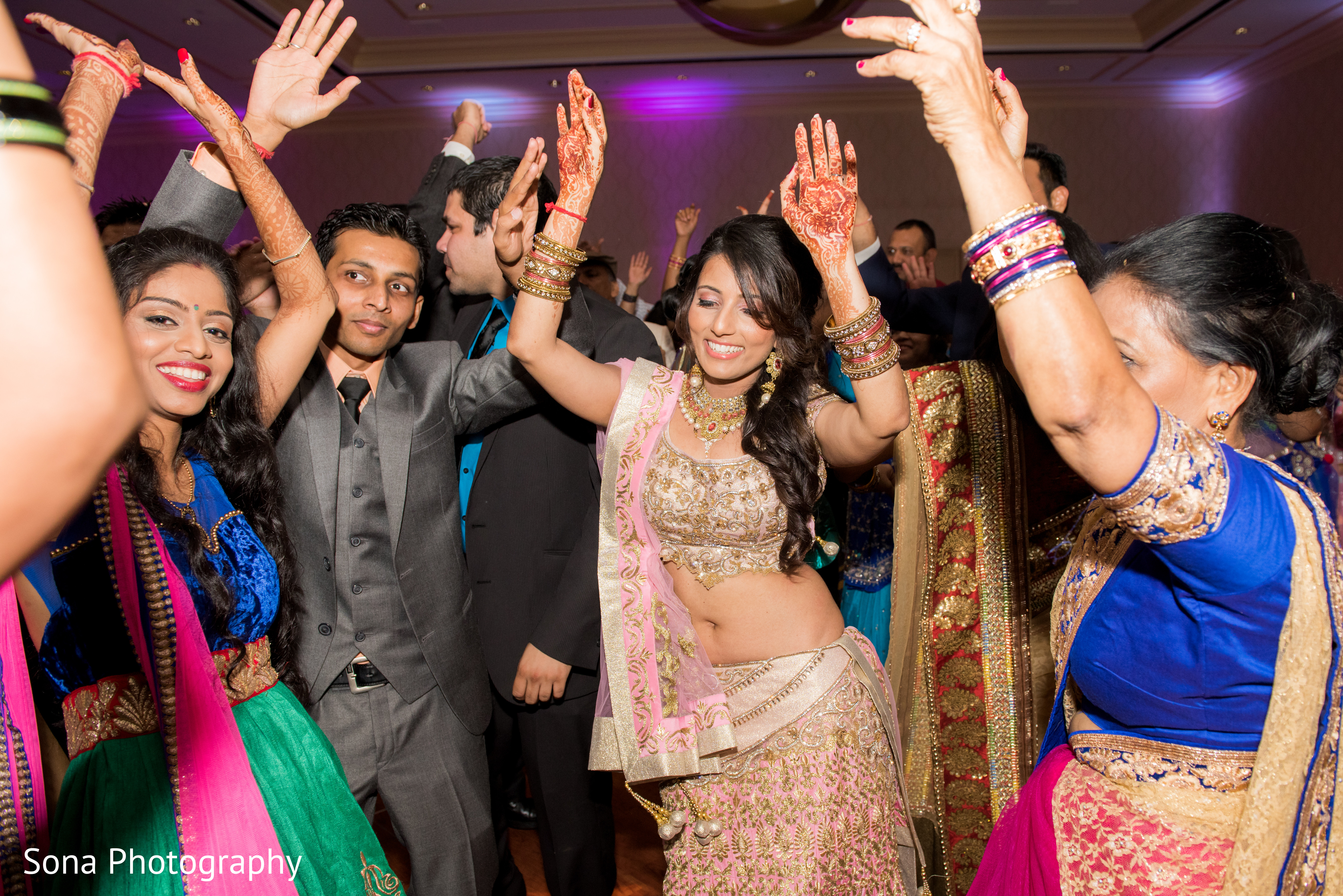 Reception in Orlando, FL Indian Wedding by Sona Photography | Maharani