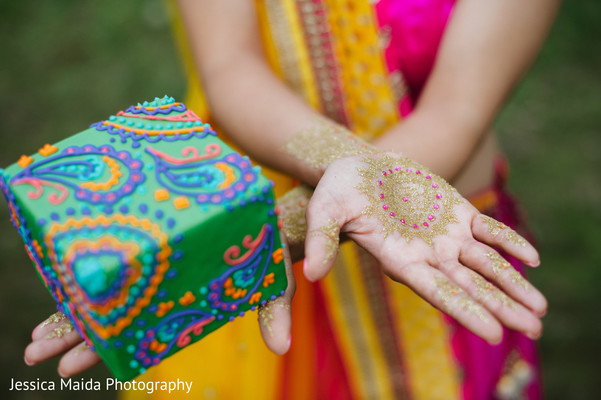 Mehndi & Cake