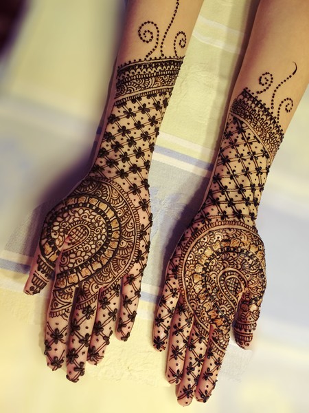 2015 Mehndi Maharani Finalist: Henna By Afshan