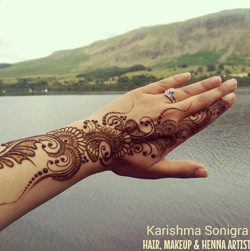 2015 Mehndi Maharani Finalist: Karishma Sonigra