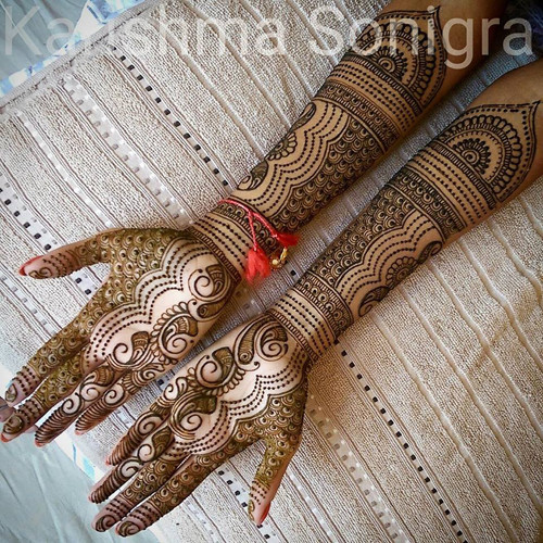 2015 Mehndi Maharani Finalist: Karishma Sonigra