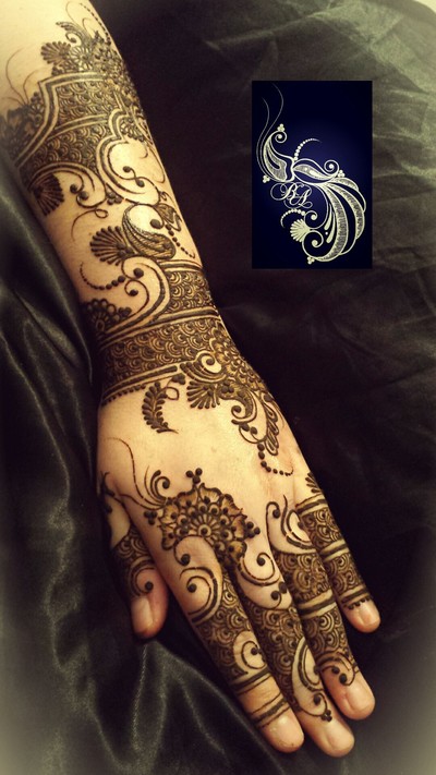 2015 Mehndi Maharani Finalist Beaut?s d'Ailleurs Henn?