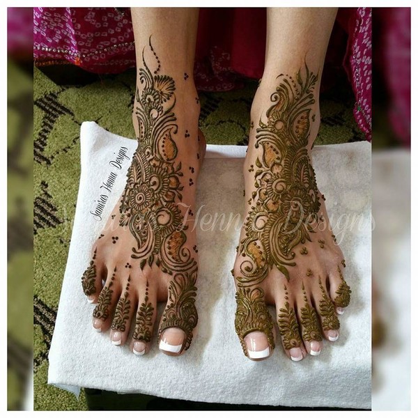 2015 Mehndi Maharani Finalist Samira's Henna Designs