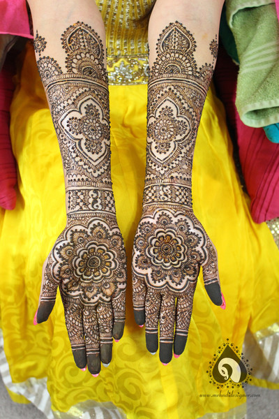 2015 Mehndi Maharani Finalist Mehndi Designer