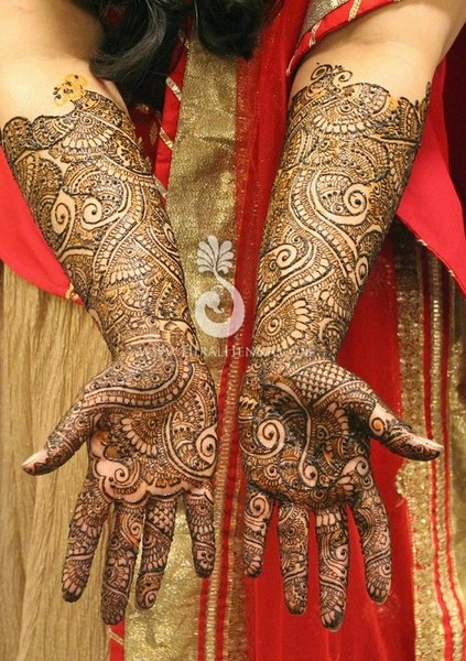 2015 Mehndi Maharani Finalist Hiral Henna