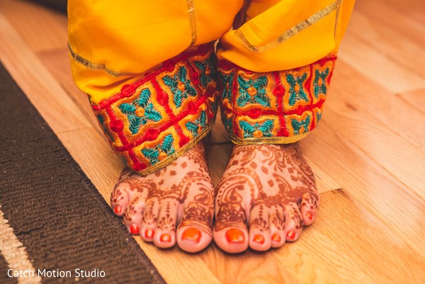 Mehndi Feet