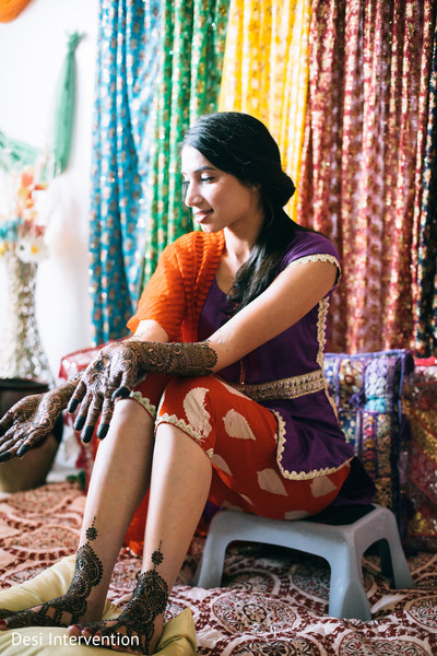 Mehndi Hands