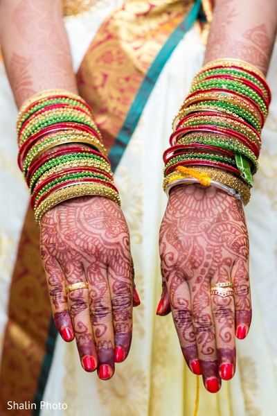 mehndi and churis