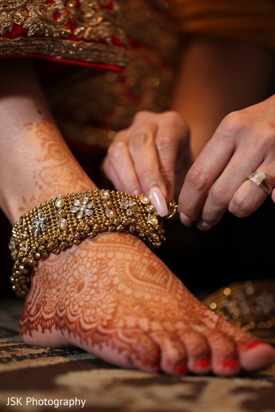 mehndi feet