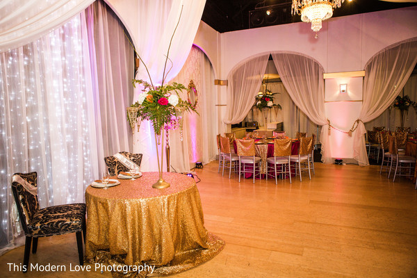 reception floral and decor