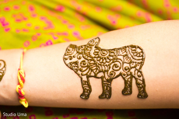 Mehndi art