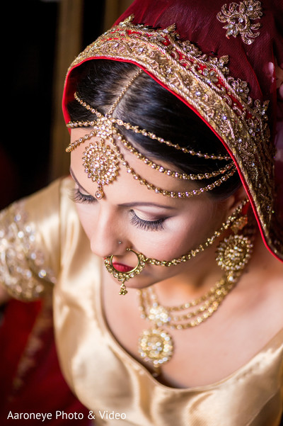 indian bride getting ready