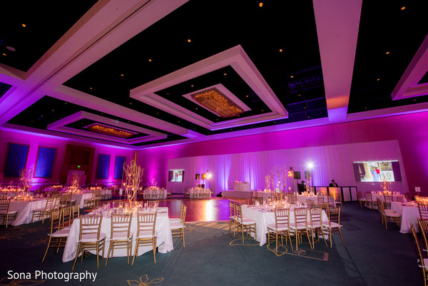 reception floral and decor