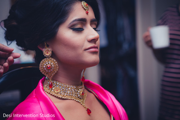 indian bride getting ready