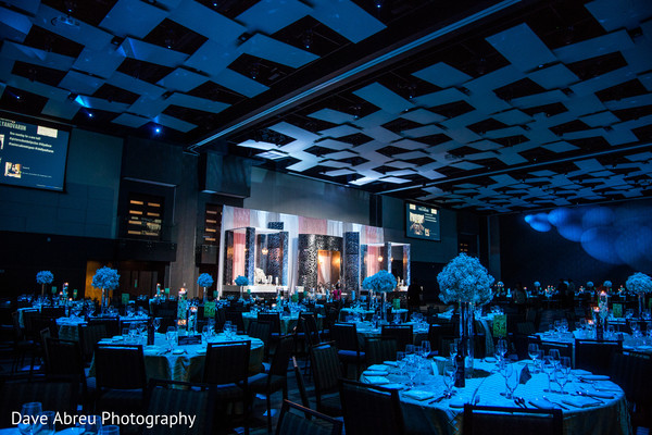 reception floral and decor