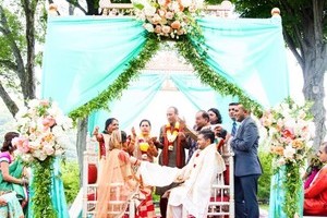 Best Indian Wedding Decorations and Flowers Vendors | Maharani Weddings