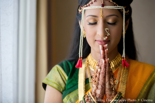 Indian wedding portrait bride traditional tikka mehndi | Photo 4140