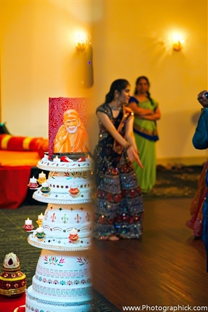 Indian wedding decor ideas for a garba party.